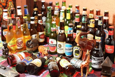 ビールで世界一周の旅に出よう！GW直前となる4月26日より 『世界のビール40種飲み放題』を開始！ ビールで世界一周の旅ノリ気分を堪能