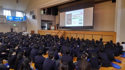 ＜自転車の安全利用促進委員会レポート＞ 新年度前に自転車のルール・マナーをおさらい！ 岡山県私立金光学園で中学校全生徒485名に 自転車の交通安全教室を実施