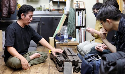 職人と研究者が、楽器・感性研究で培った技術・知見をもとに対話を重ねる