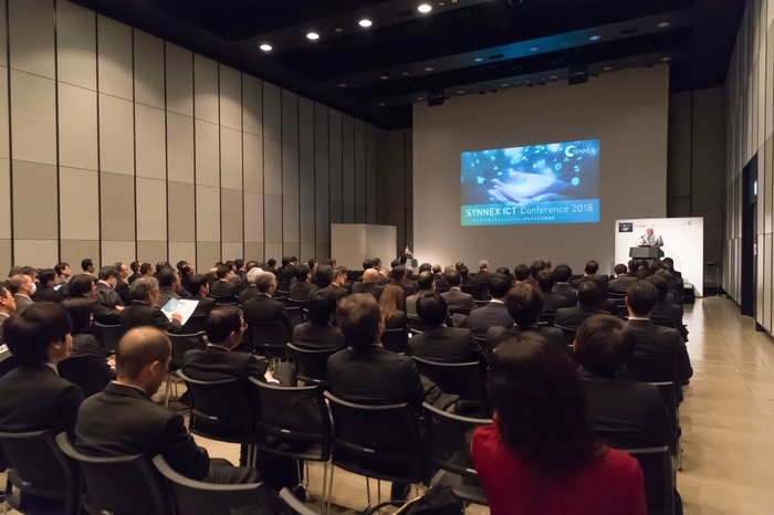 社長の講演の様子 1