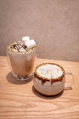 アイスほうじ茶ショコララテ/ほうじ茶ショコララテ