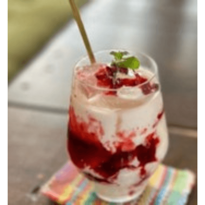 (Deli&Cafe GR)いちごみるく杏仁豆腐