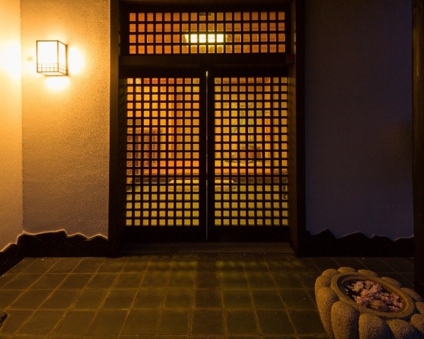 ＜エントランス＞