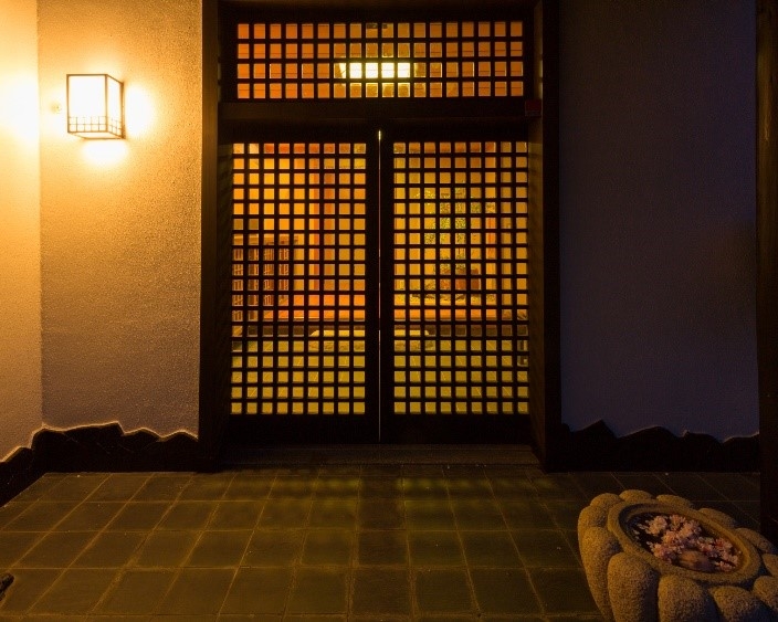 <エントランス>