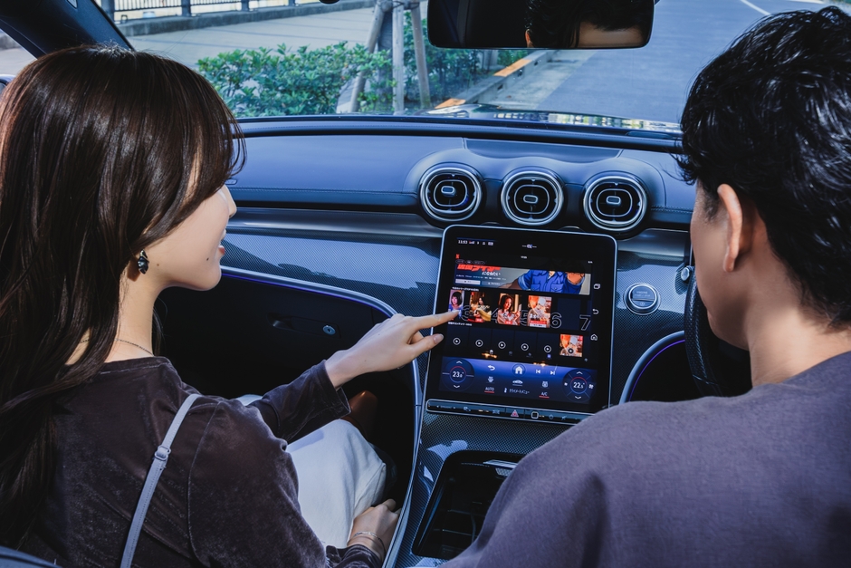 Play2Video Ultra 車内使用シーン