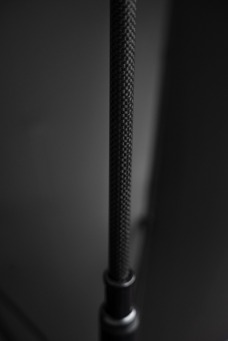 中棒と親骨がカーボンファイバー 2
