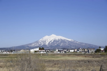 30年ぶりの記念イベントを青森県最高峰「岩木山」で開催　 限定御朱印の授与や登山者全員による岩木山の水で乾杯など　 ～令和元(1)年6月25日は標高1,625メートルの岩木山に集合～