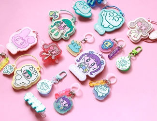 TICOの初コラボが実現！名入れ対応でギフトにも　 「モニョチタポミチ」とのアクリルグッズ全6種を 2026年6月16日(火)から1カ月限定で、 楽天市場にて販売開始