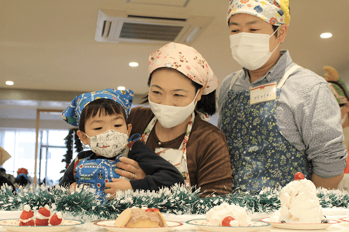 ケーキ作りの様子