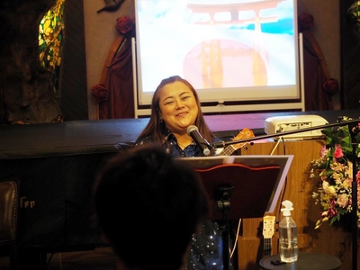 GODプロデュース SIZUKU初のアコースティックワンマンライブ「軌跡と奇跡のハーモニー」が大盛況で終演