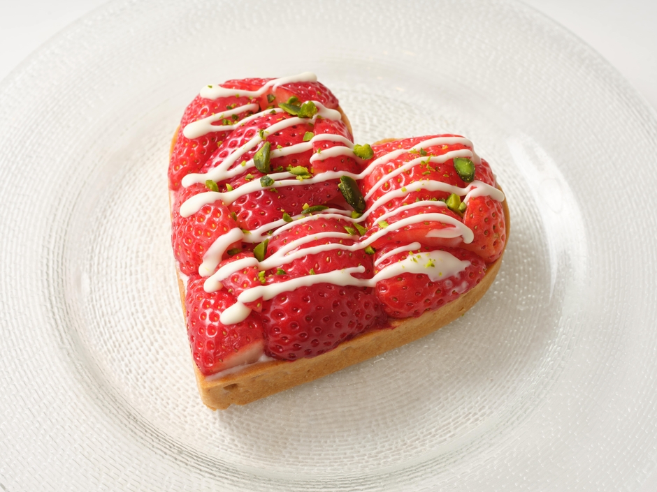 ハートのいちごタルト