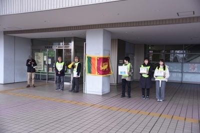 街頭募金の様子