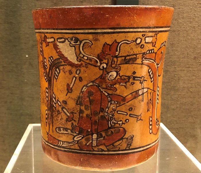 チョコレートカップ BIZEN中南米美術館蔵 譽田氏撮影