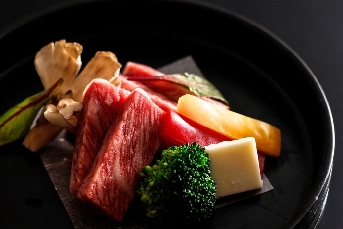 【冬の献立一例】黒毛和牛料理［一例］　料理長が吟味した上質な黒毛和牛ステーキ