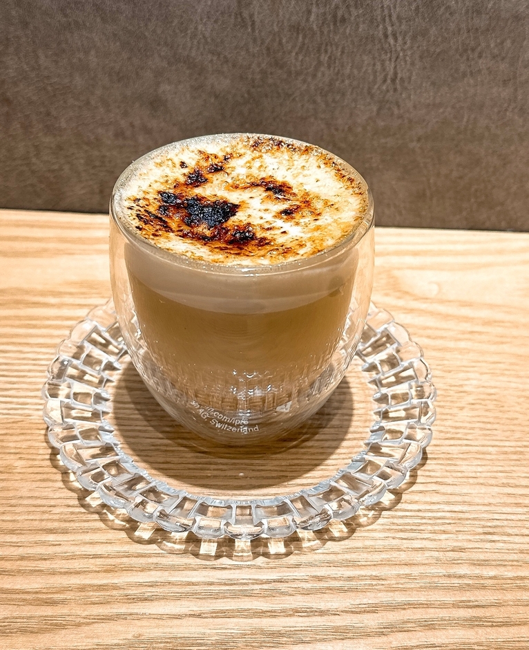 ブリュレホットラテ