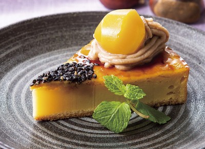 紅はるか芋のケーキ 栗甘露煮添え