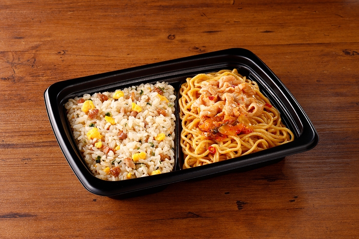 エースコック監修 ブタキム風 焼ラーメン&焼めし