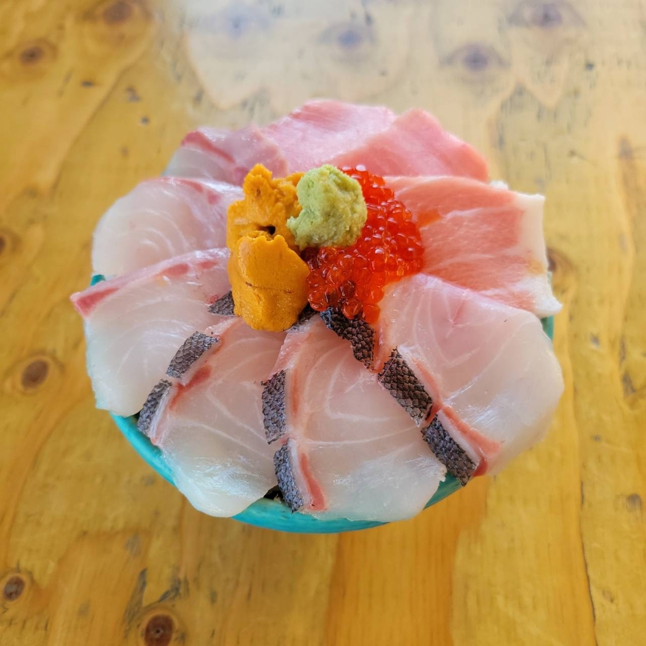 イシダイの頂丼