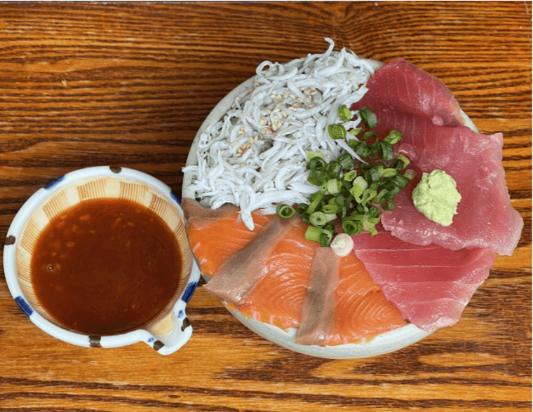 サクラマス3種丼