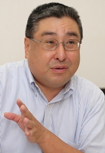 食品安全教育研究所 代表 河岸 宏和氏