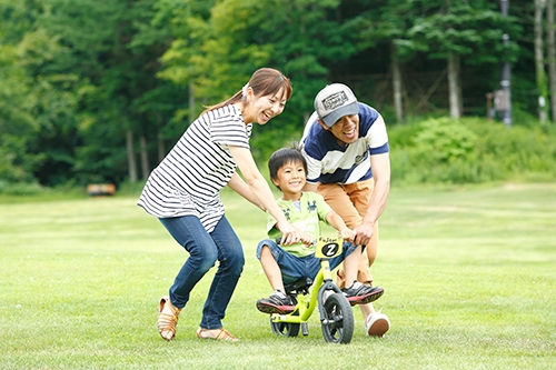 2歳から乗れる「ランニングバイク」