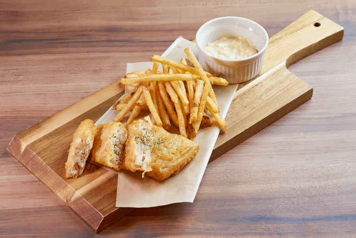 フィッシュ&チップス 990円(税込)