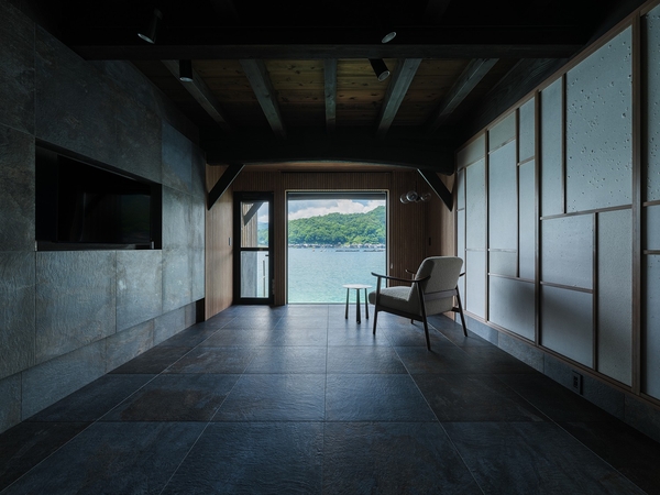 設計 株式会社U設計室 　施工 花満建設株式会社 　撮影 貝出翔太郎