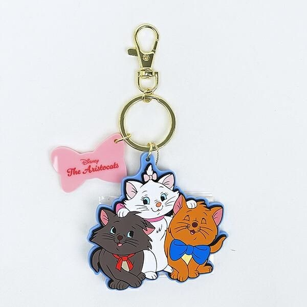 ディズニーとアコモデの人気コラボアイテムシリーズ。マリーファンは必見。