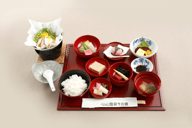延暦寺会館でのお食事「精進懐石膳」 (僧侶による説明付き) (イメージ)JR京都駅発