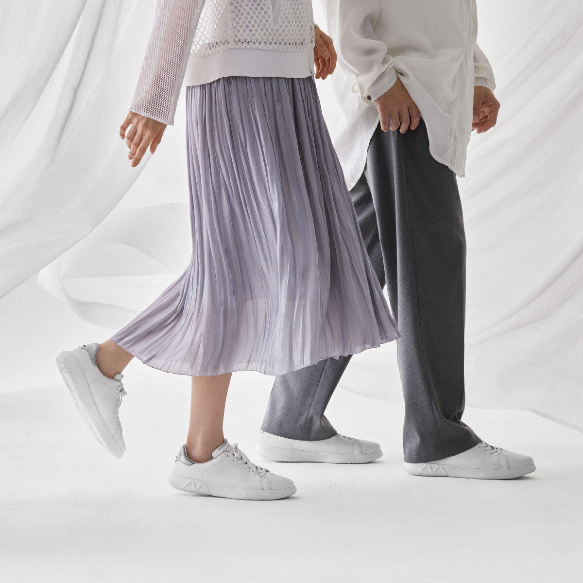 ユニセックススニーカー