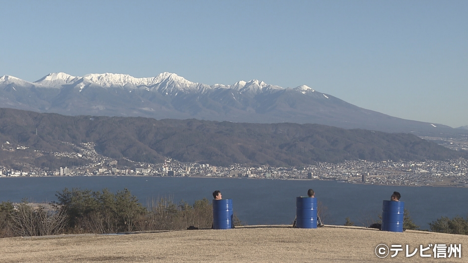 八ヶ岳連峰と諏訪湖を一望