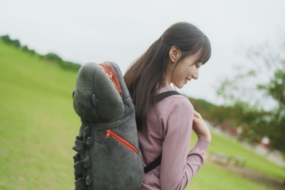 ▲プレミアムチケット特典「ゴジラ背負いリュック」