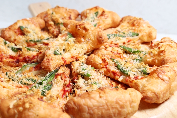 クロワッサンピザ イメージ