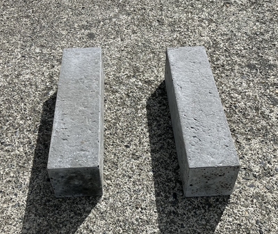 無筋コンクリートブロック(副産物「低排出水ガラス」を使用した「セメノン(R)」により製造)