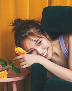 公式応援ソング制作担当アーティスト　井上苑子