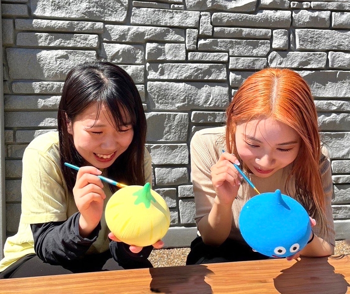 ▲仲間と一緒に夏の思い出をクラフトしよう!