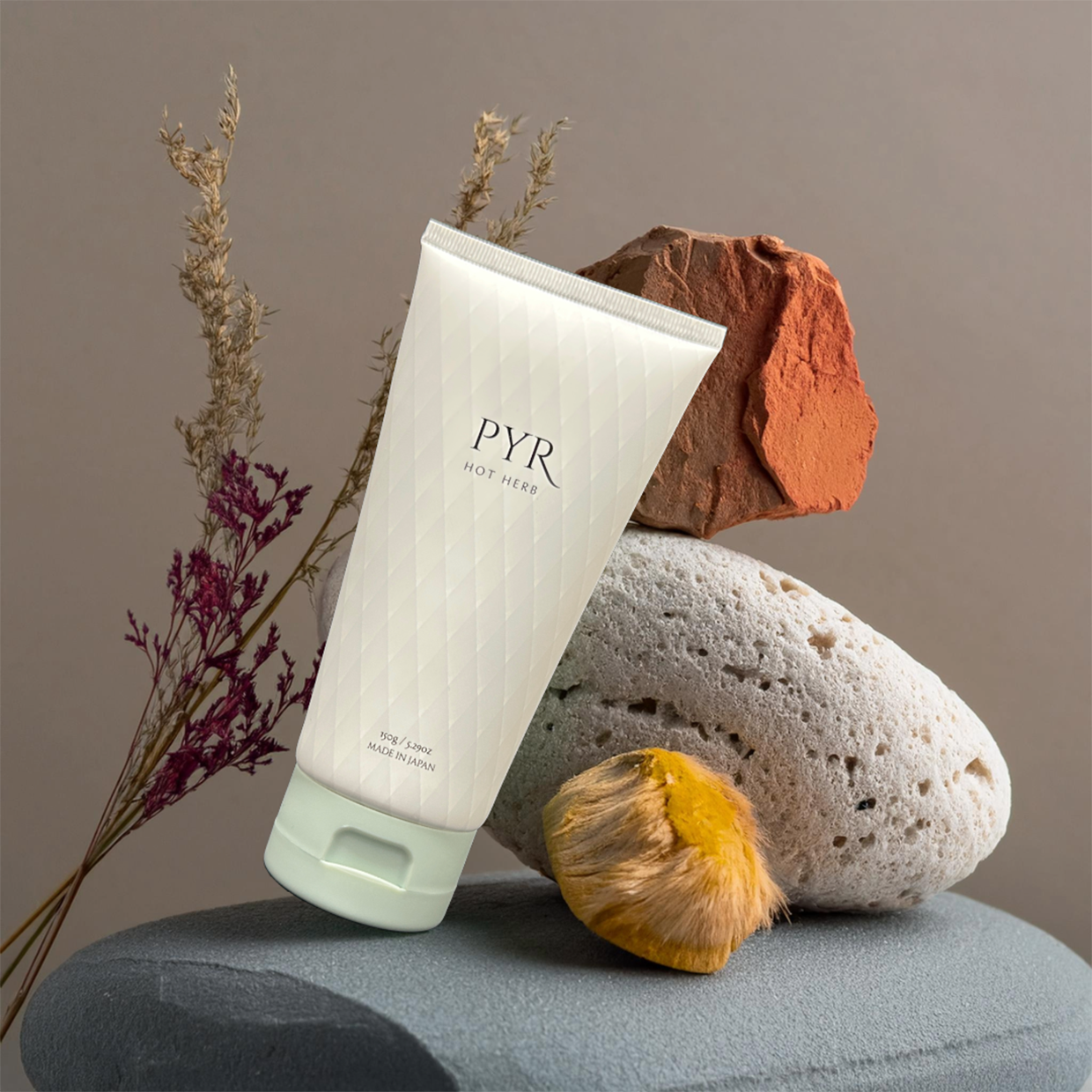 PYRシリーズから『PYR HOT HERB』/パイラ ホット ハーブ 登場