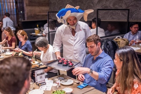 店長は名物ジャパニーズ