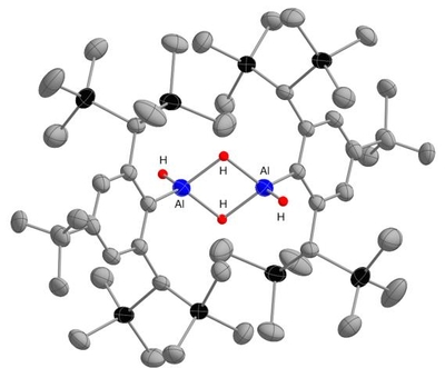 図2 アルミニウムヒドリド化合物の分子構造
