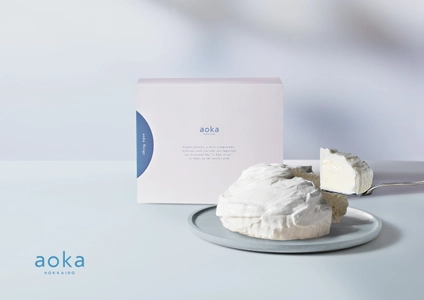 北海道の洋菓子ブランド“aoka(アオカ)”の 新作スイーツはチーズケーキ　 雪のようにふわりとほどける、aokaの新しいくちどけ 『aoka Neige(アオカ ネージュ)』