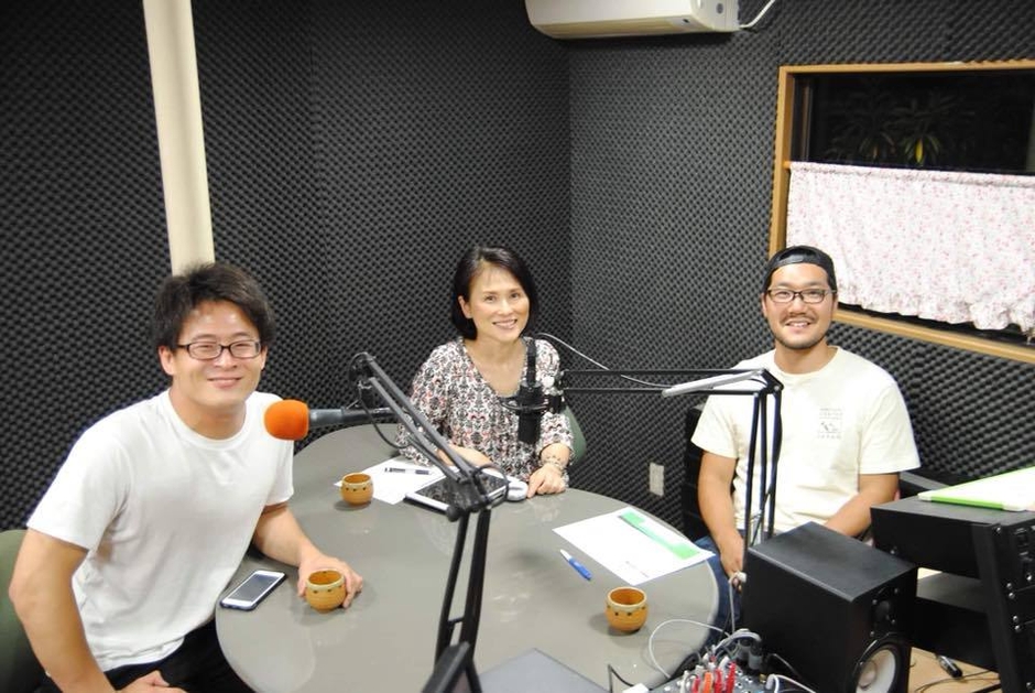 FM局「ラジオサンキュー」スタジオ