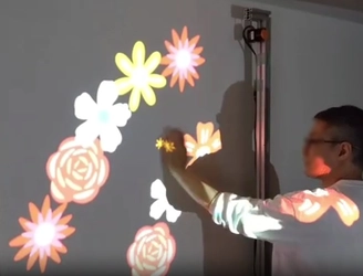 屋内施設・高齢者施設の運動促進に活用可能　 測域(そくいき)センサーを使った全身運動型デジタルゲームを開発