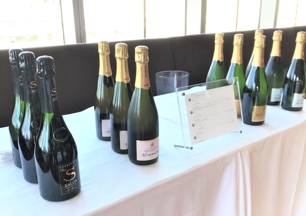 「SALON(2007)」やひらまつオリジナルラベルの「Delamotte(ドゥラモット)」などのラインナップ