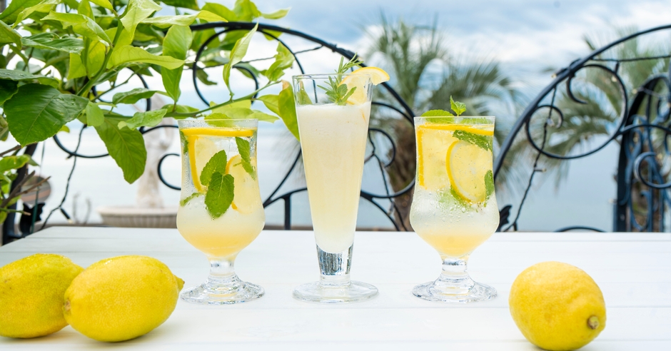 ▲島レモネード(左)、レモンスムージー(中央)、島レモンスカッシュ(右)