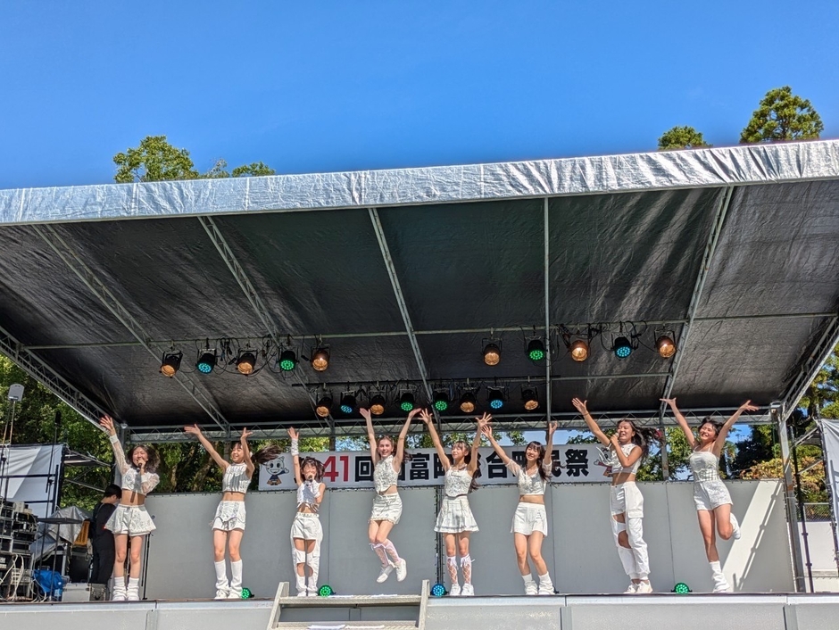 宮崎のご当地アイドルとしてお祭り等に出演