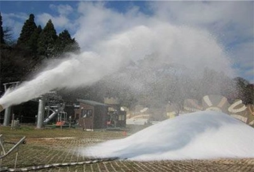 六甲山スノーパーク 10月18日（木）いよいよ雪づくり開始！ ～関西エリア最速オープン～