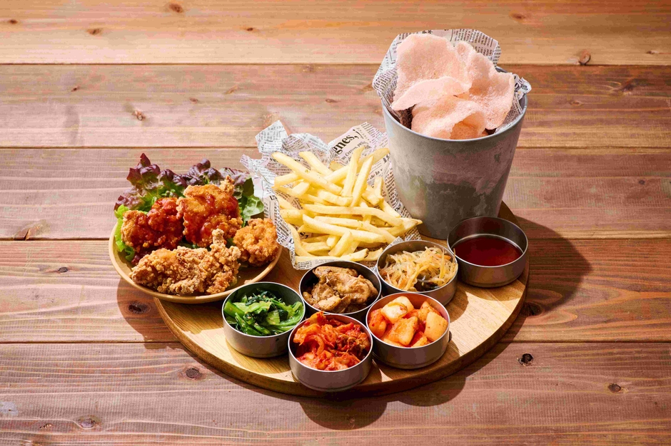 ムーガタ鍋 × サムギョプサル × 50種のドリンクで夏を満喫