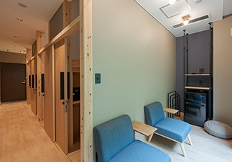 コンパートメント客室 4名