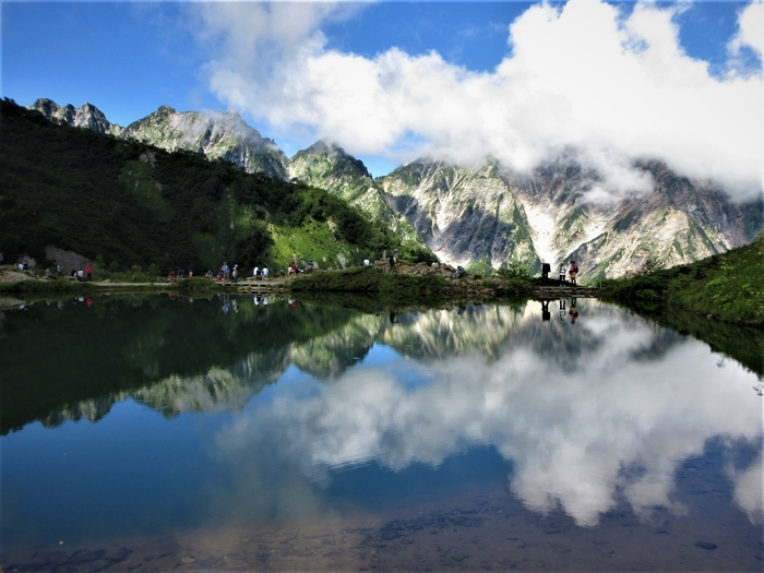 1-08　白馬八方池