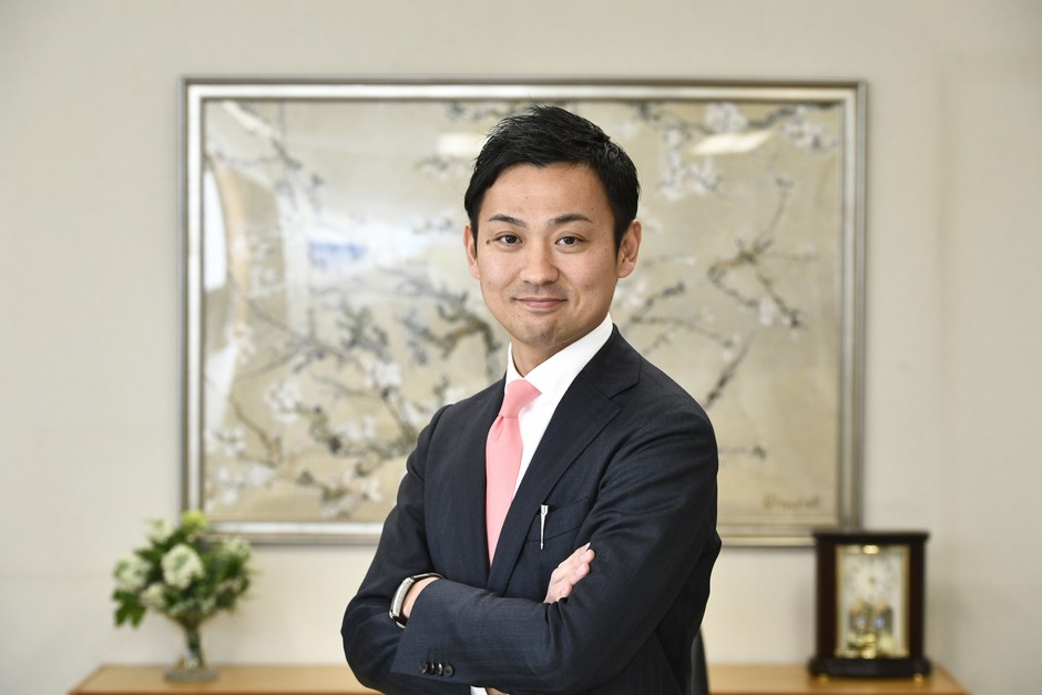 代表取締役社長　対馬 誉仁